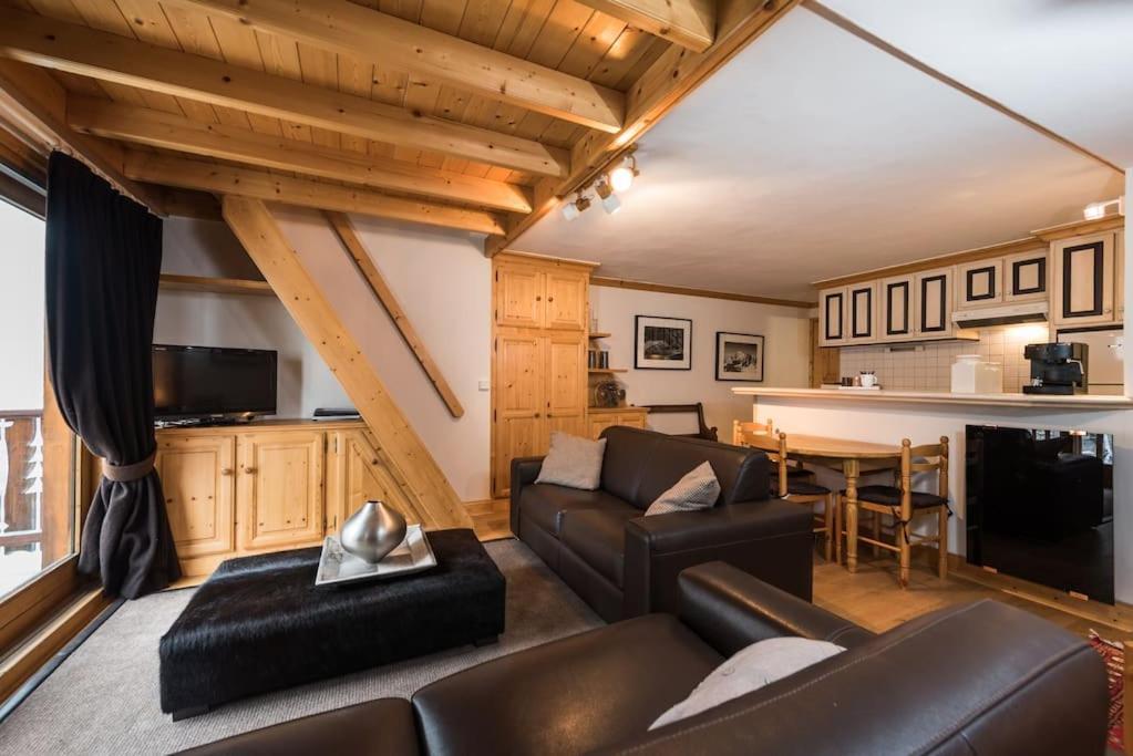3 Au Coeur De 1850 Apartamento *